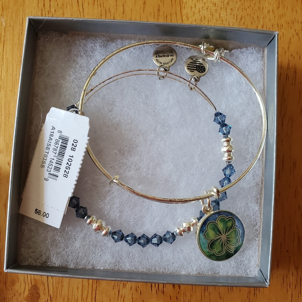 Alex and Ani clover bangle set
